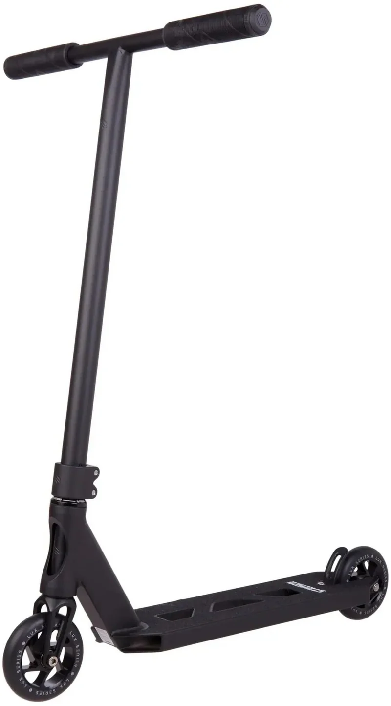 Striker Essential Trick Sparkcykel (Svart)