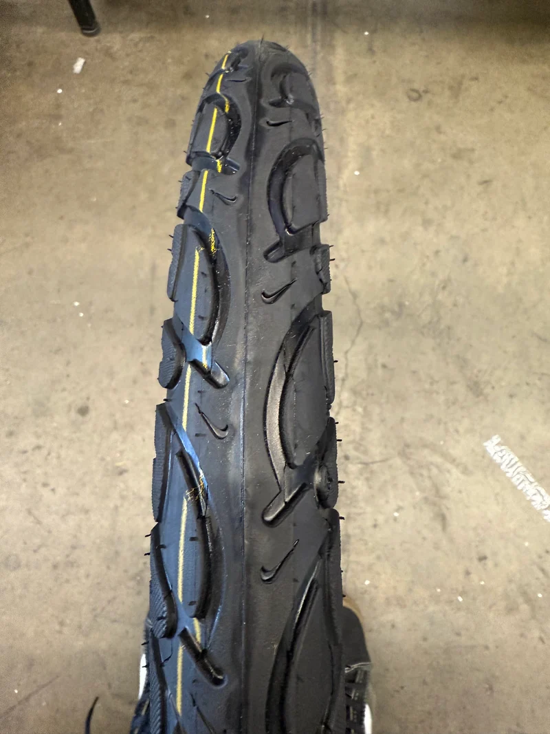 18x2.50 Chao Yang tire