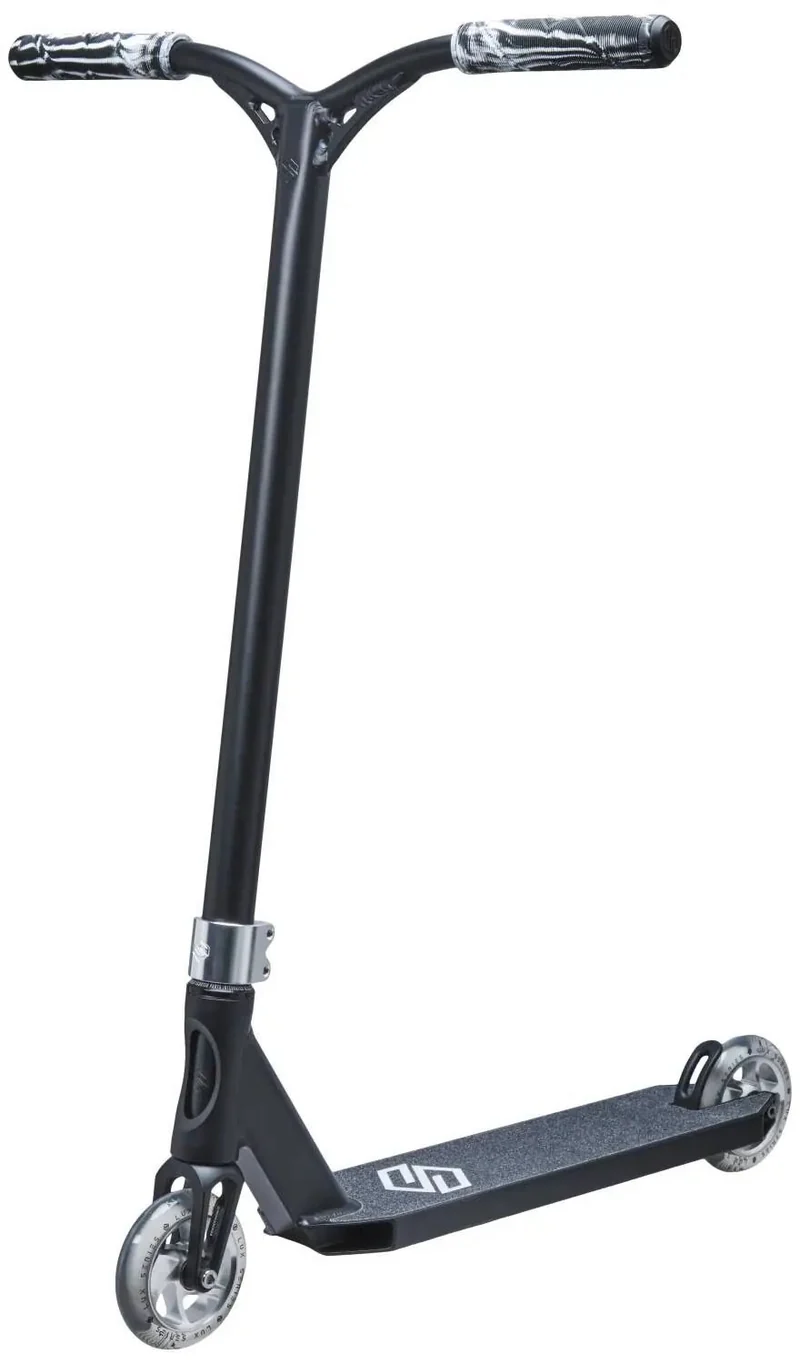 Striker Lux Trick Sparkcykel (Silver Limited Edition)
