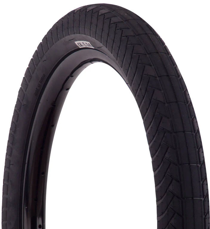 Premium CK 20″ BMX Däck (Svart)