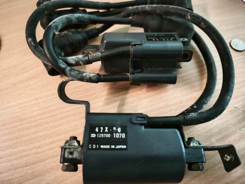 Yamaha RD500LC RZV500R RZ500 Ignition Coil Set Yamaha Part number: 47X 82320 50