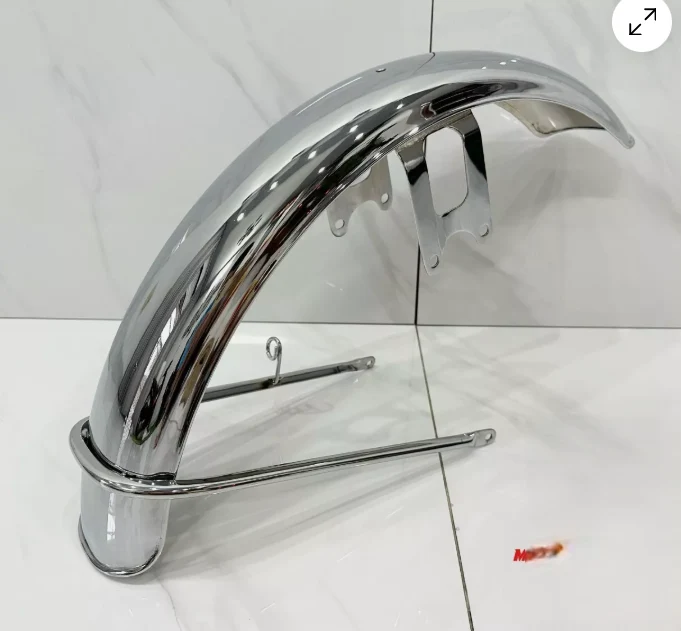 Suzuki GT380 GT500 GT550 GT750 Chrome 53100-31701 - Front Fender
