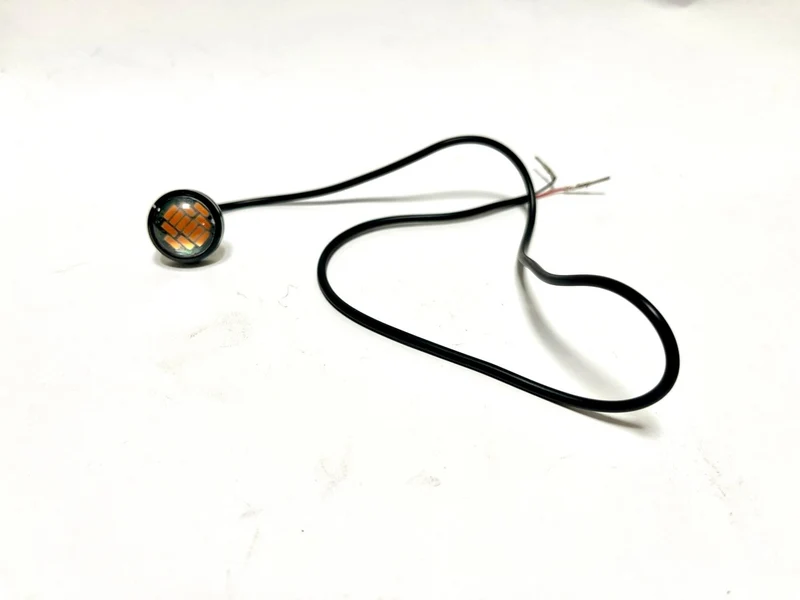 LED light-2 pin rear left y right yellow (LED 2 pin trasero izquierdo y derecho luz amarilla) Dualtron Forever