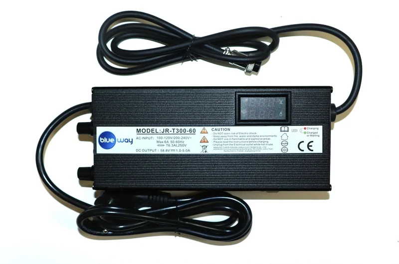 Fast Charger BLUE WAY (Cargador rapido) 60V 5A (67.2V max.) Minimotors Connector : Baming