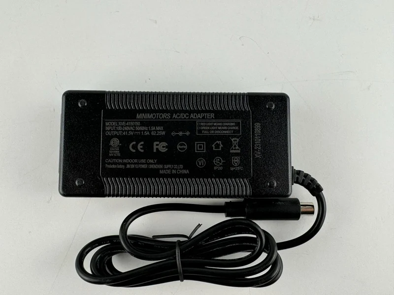 Charger 42V connector 1 pin (cargador con conector 1 pin ) for DT Togo
