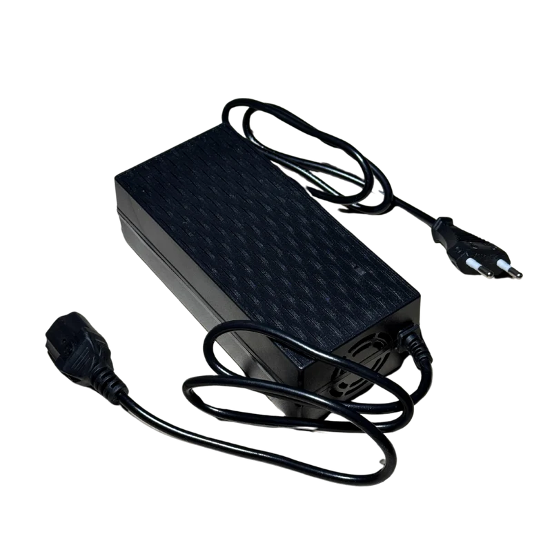 Chargeur 2A pour citycoco et chopper électriques (3 broches)